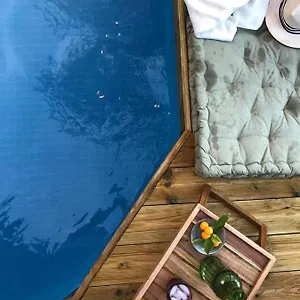 https://villa-juli-guesthouse.fr-provencehotel.com