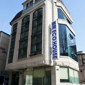 Myeongdong Ecohouse Pensjonat Seul